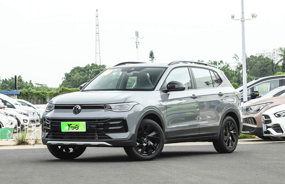 volkswagen  Tharu XR price